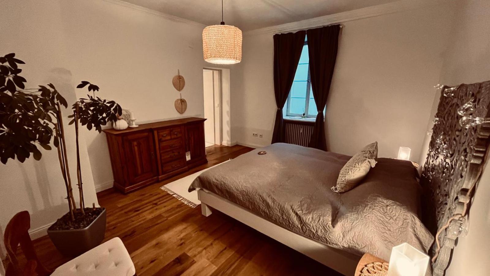 סארברוקן Apartment Am Schloss - Charme מראה חיצוני תמונה